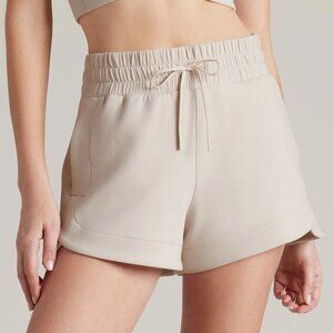Rhone DreamGlow Shorts in Sand Women's size Medium